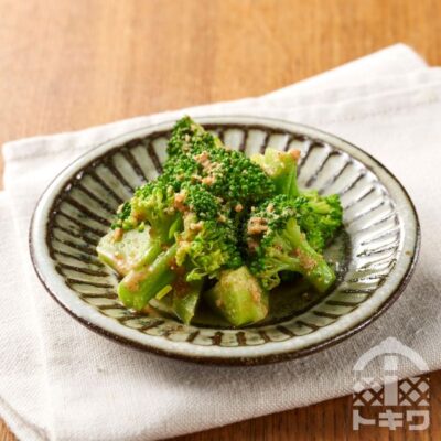ブロッコリーのごま和え